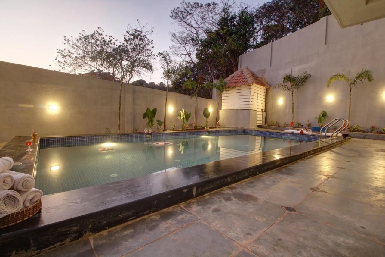Euphoria Luxury Villa - 5Bhk - Private Pool - Jacuzzi, Baga Extérieur photo
