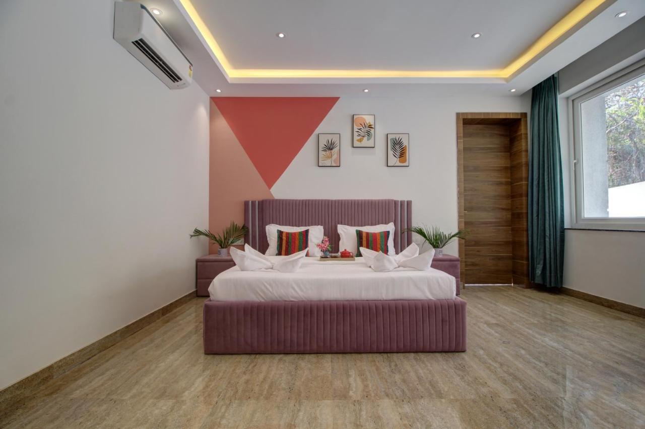Euphoria Luxury Villa - 5Bhk - Private Pool - Jacuzzi, Baga Extérieur photo