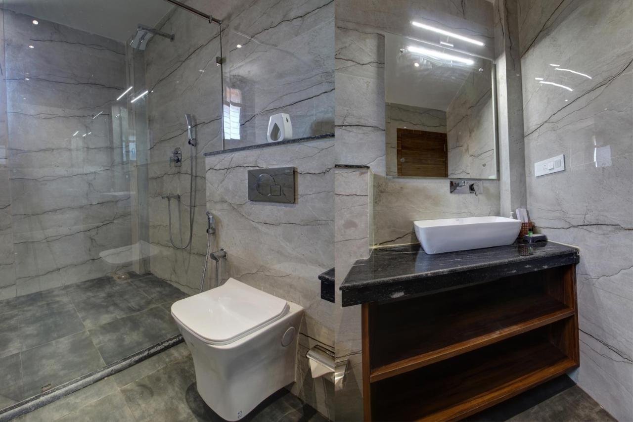 Euphoria Luxury Villa - 5Bhk - Private Pool - Jacuzzi, Baga Extérieur photo