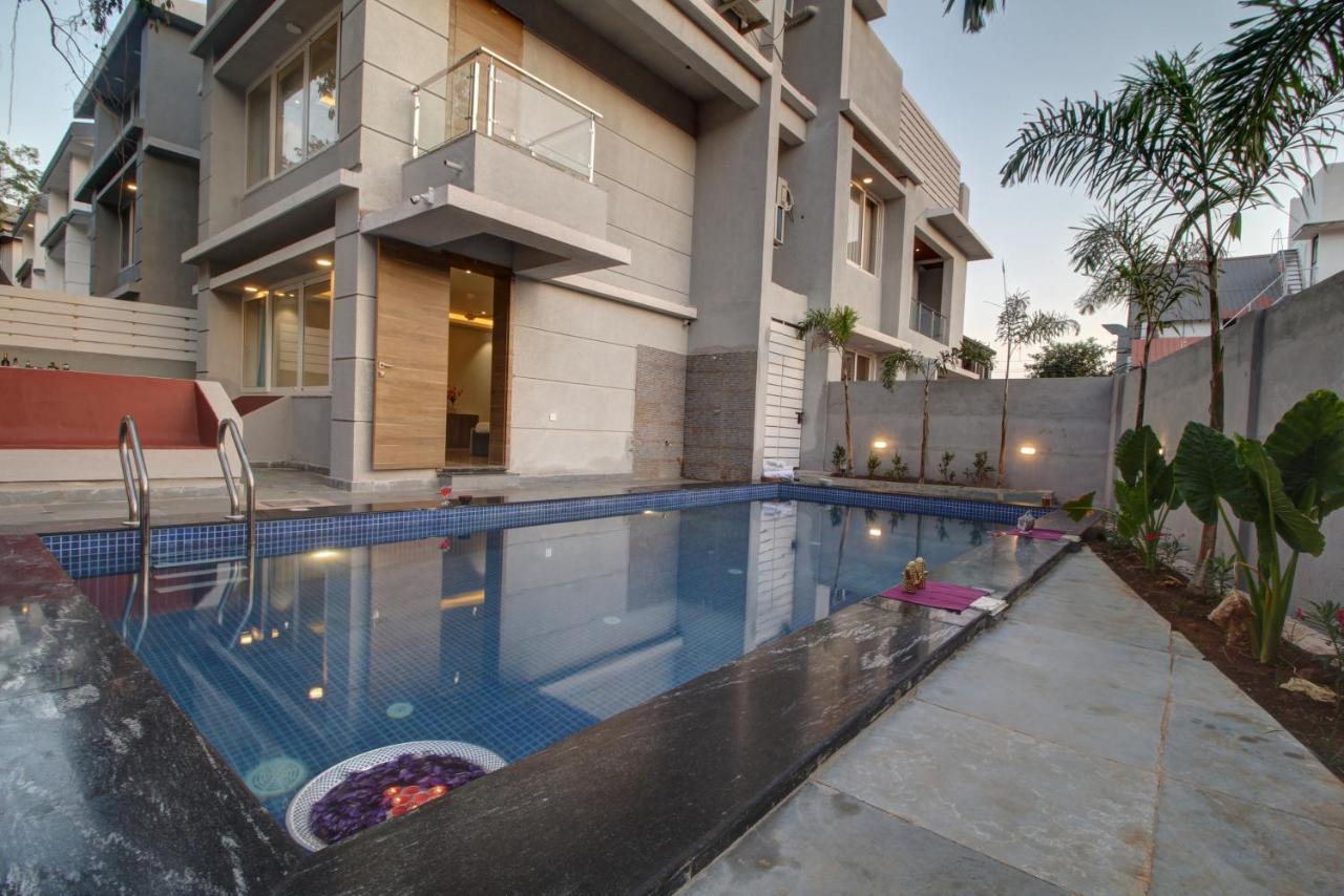 Euphoria Luxury Villa - 5Bhk - Private Pool - Jacuzzi, Baga Extérieur photo